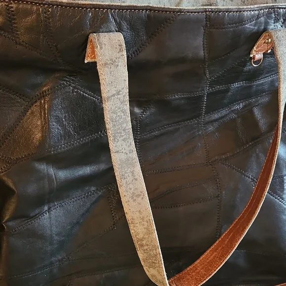 Vaan & Co Black With Brown Accent Leather Tote - Picture 2 of 16